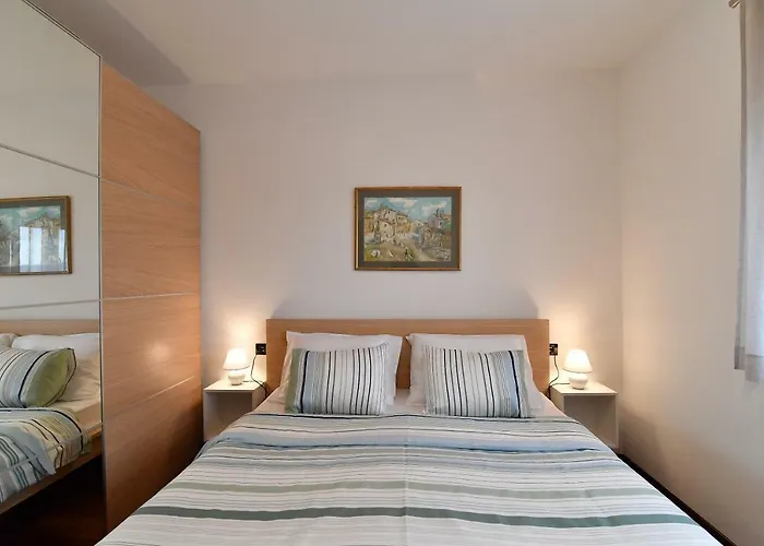 Penthouse Апартаменти *